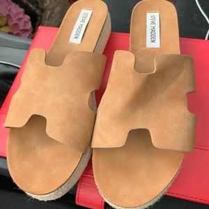 Steve Madden sandels